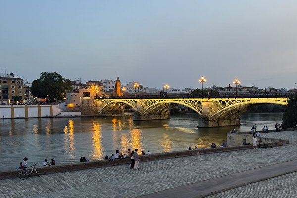 triana-cultural-team-building